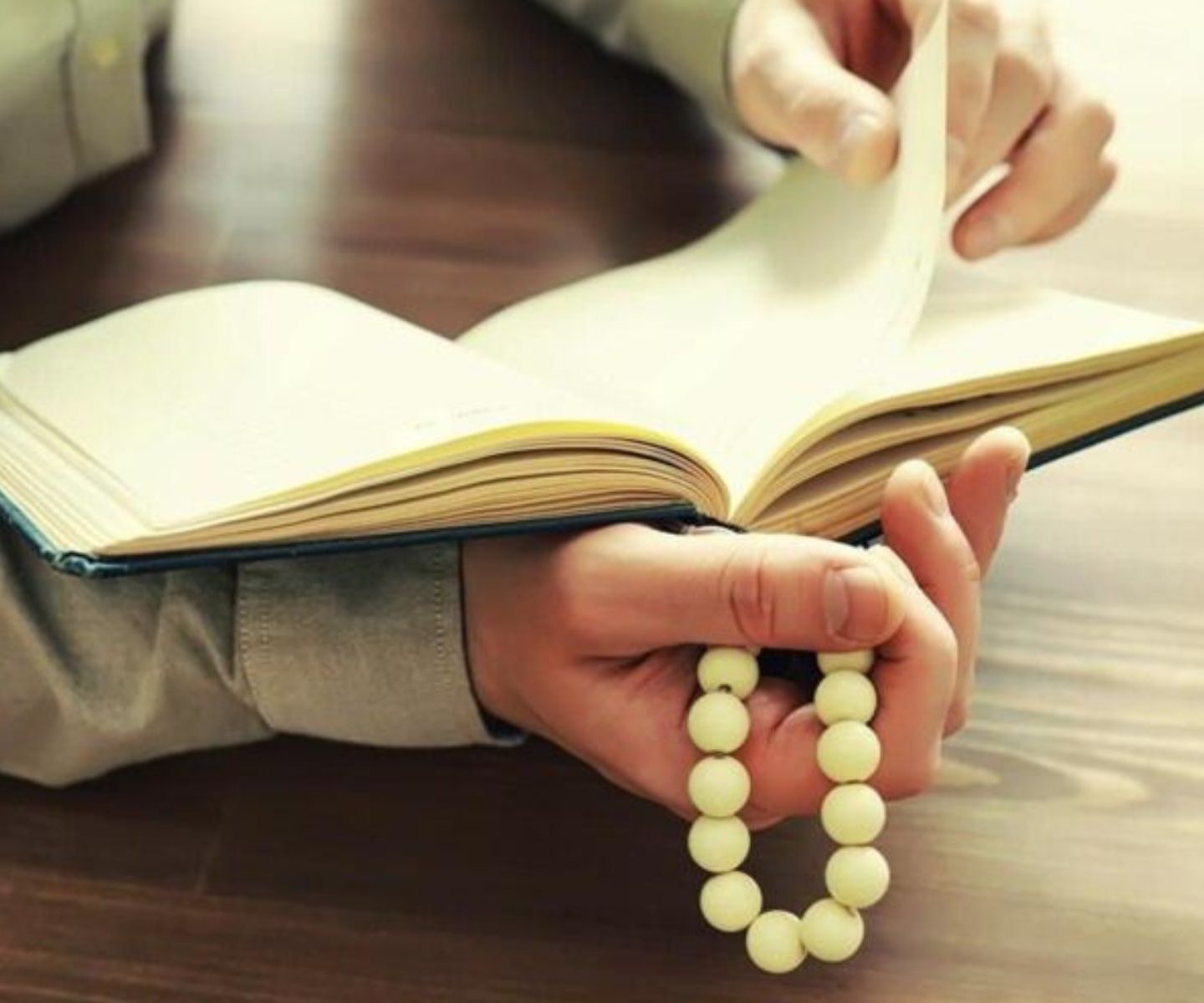 Rūḥ as Divine Knowledge: A Qur’ānic Paradigm for Resolving the Problem of Consciousness
