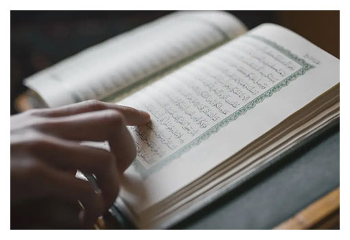Muslim and Christian make new Quran translation to show the two religions’ similarities