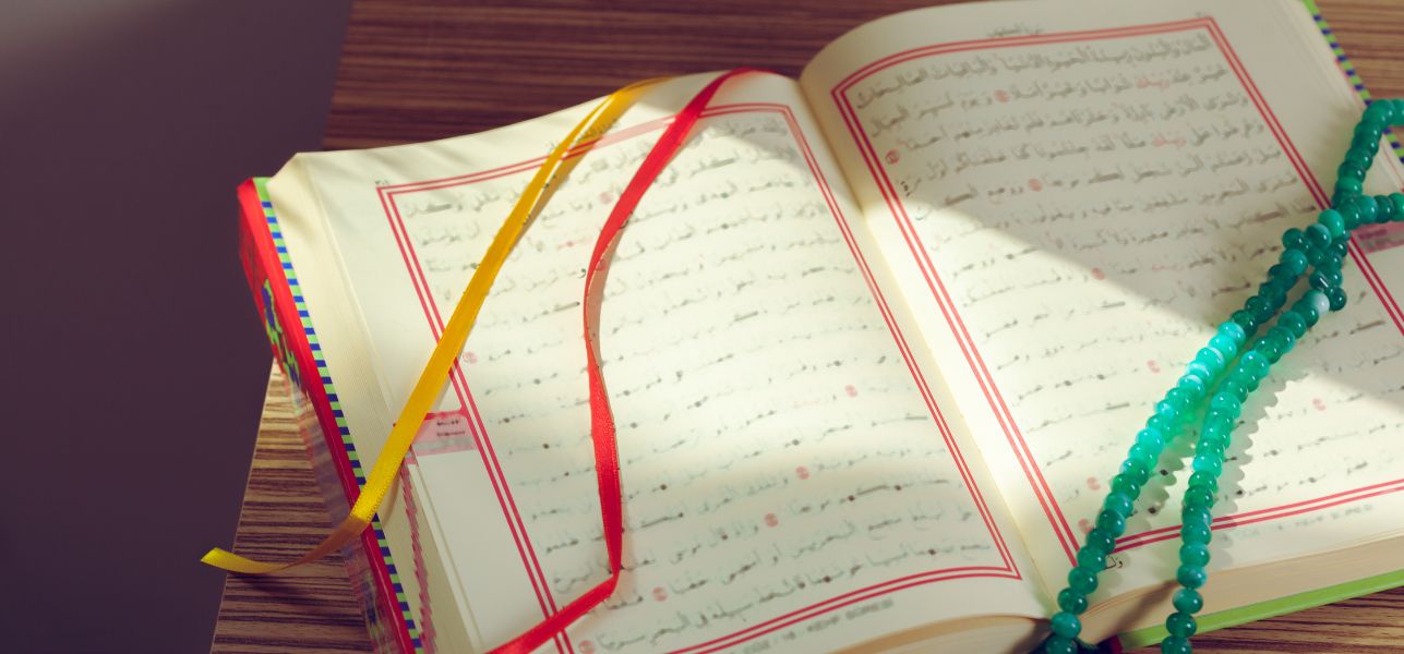 Understanding Taqwa Through the Thematic Method of the Qur’an Taqwa as God‑Conscious Awareness, Moral Vigilance, and Awe of Allah